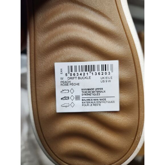 Clarks Drift Buckle Sandals Women's size 9 Wide Peach - Picture 8 of 9